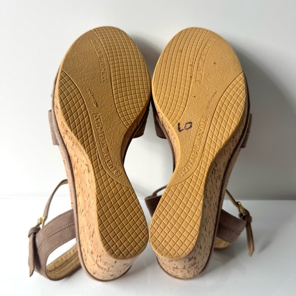 Stuart Weitzman Taupe Suede Ankle Strap Cork Wedge Sandals Size 9.5 M - Picture 10 of 11